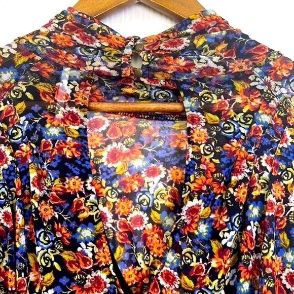 Free People - All Dolled Up Black Floral Print Mesh Long Sleeve Crop Top Size XS - Picture 14 of 15